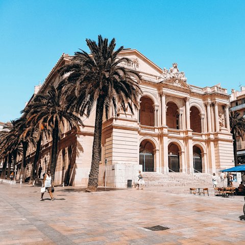 Explore sunny Toulon, just a quick drive away