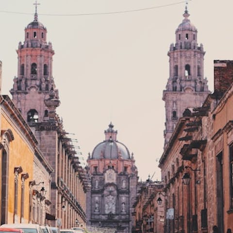 Explore the surrounding historic streets of Colonia Condesa