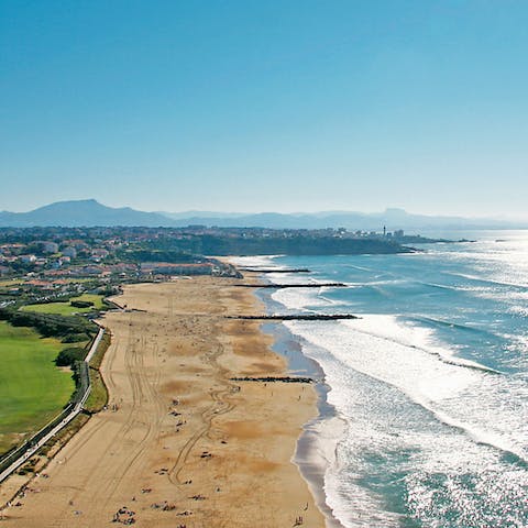 Immerse yourself in the stunning natural wonders of the Atlantic coast, with your nearest beach a fifteen-minute walk away