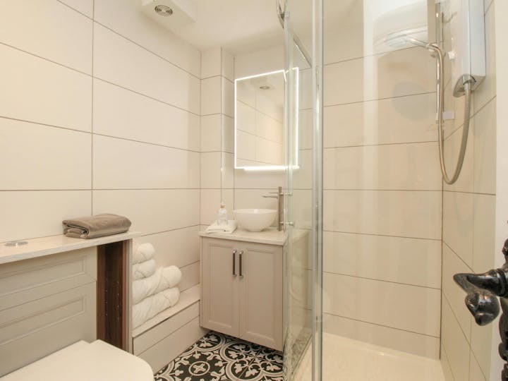 Bathroom photo