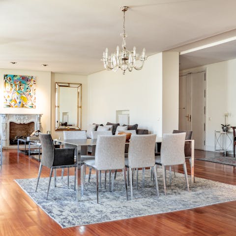 Share a family breakfast before heading out for a day of sightseeing