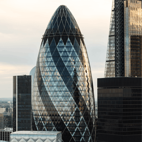 Admire the Gherkin from your window or visit it – it’s just under a hundred yards from this home.