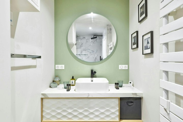 Bathroom photo