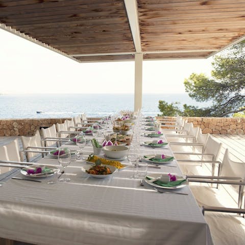 Savour unforgettable meals prepared by a private chef