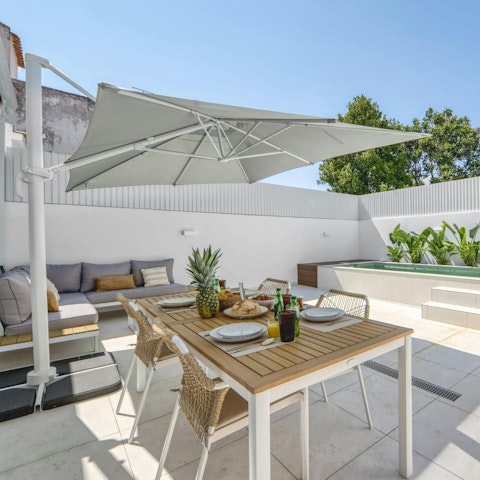 Enjoy long, lazy lunches in the courtyard