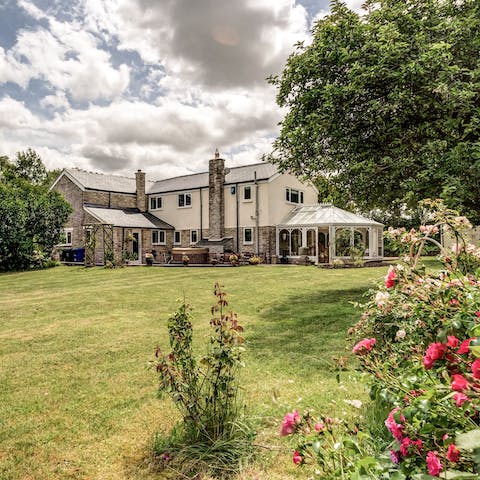 Let kids and furry friends alike run off some steam on the vast lawns