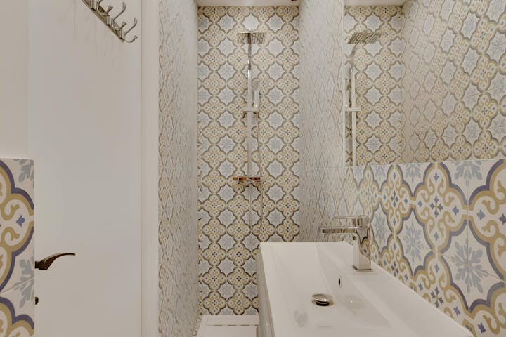 Bathroom photo