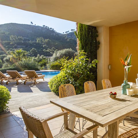 Gather together for early evening drinks and watch the sun set