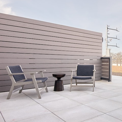 End the evening with a glass of Tennessee whiskey on the private balcony