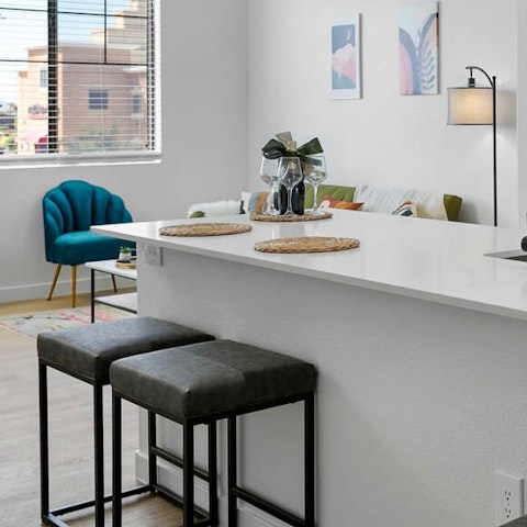 Start the day with a coffee at the breakfast bar