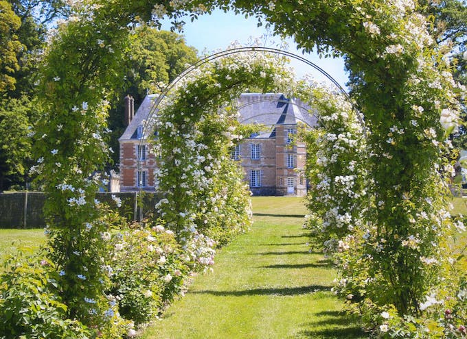 Rose Garden Romance