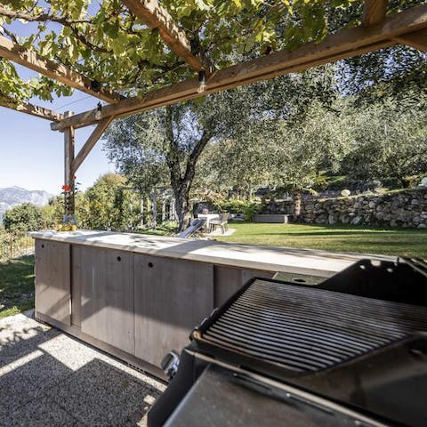 Fire up the barbecue and cook in the open air