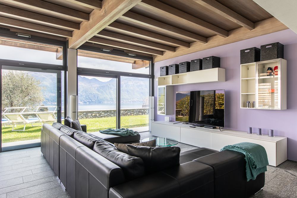 Como Through Glass
