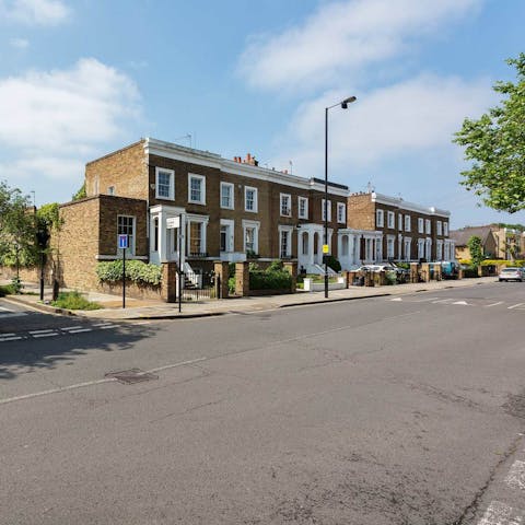 Stay in a Georgian townhouse in the leafy neighbourhood of Islington