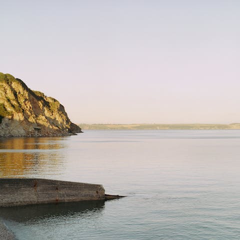 Explore the wonderful rock pools at Charlestown Beach, a one-minute stroll from this gorgeous home