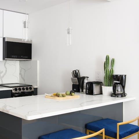 Start mornings off over coffee and bagels and the breakfast bar