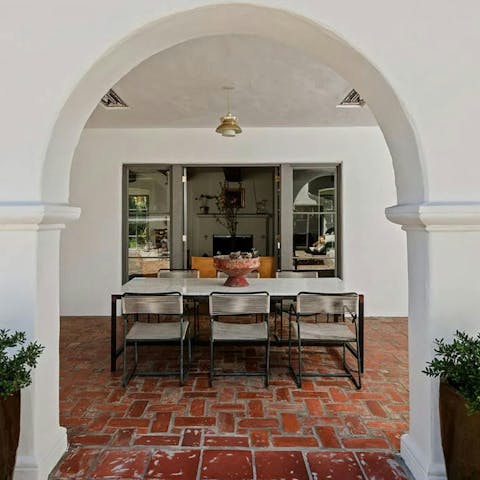 Treat your group to meals prepared by a private chef