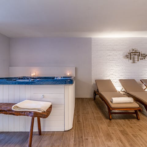 Lie back and get pampered in the bubbles of the Jacuzzi