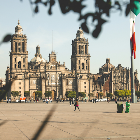 Explore the city centre of Mexico City