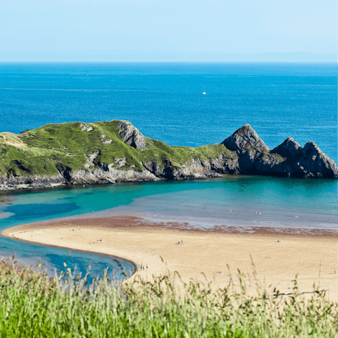 Drive seven minutes to the beach at Traeth Porthor