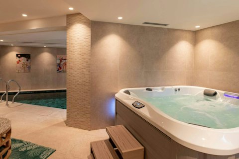 Ease into the jacuzzi after a long day on the slopes