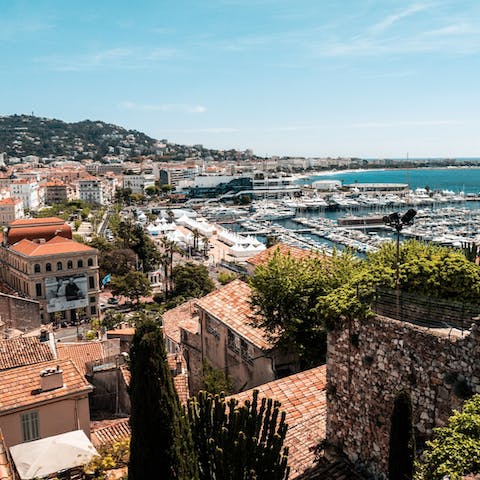 Stay in the centre of Cannes, just a short walk from the Vieux Port de Cannes and the sandy beach