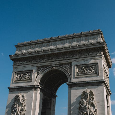 Take a twenty-five-minute Metro to the Arc de Triomphe