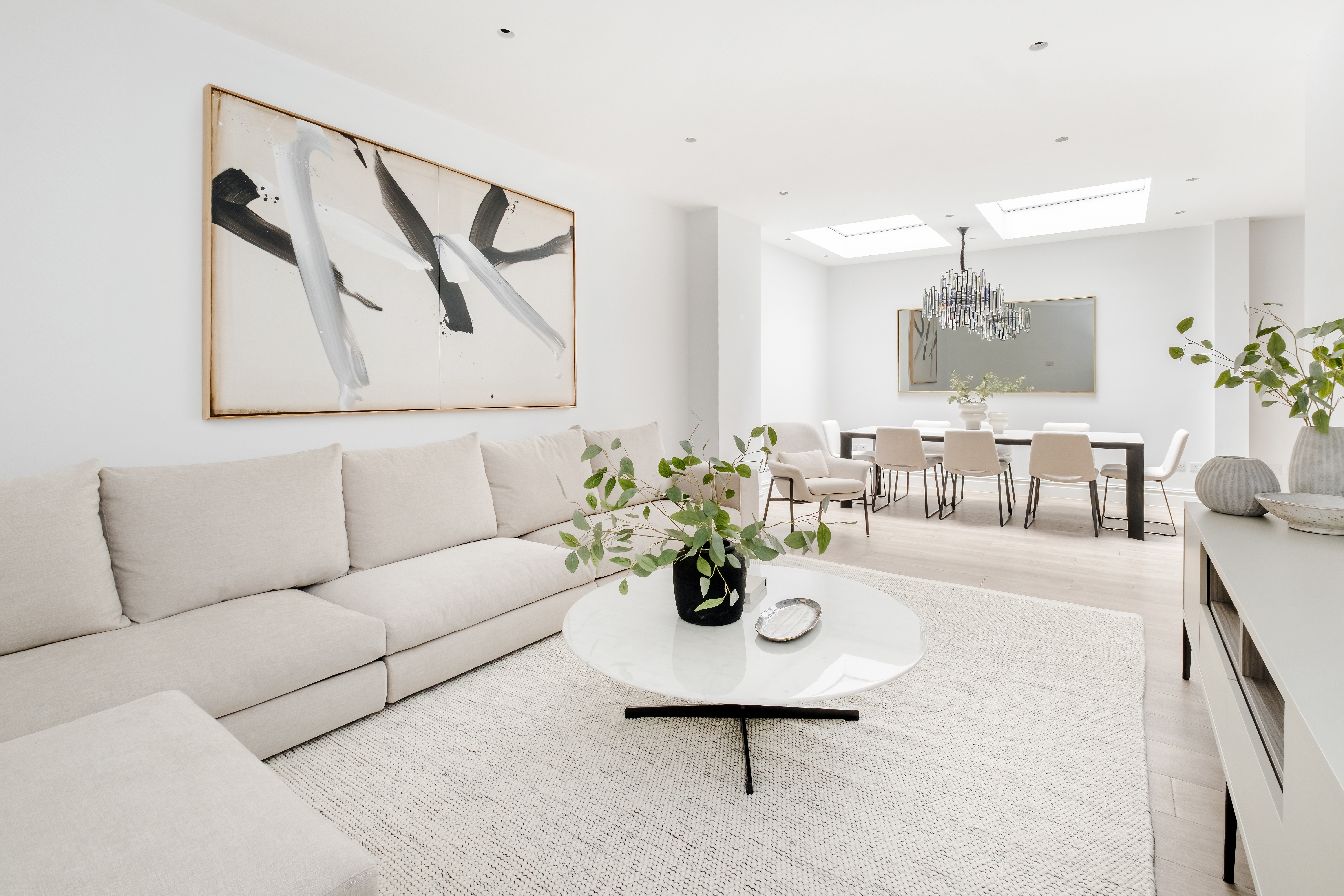 Knightsbridge Serenity