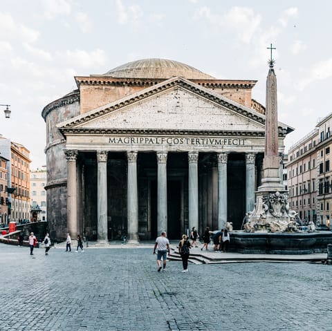 Drink in the history of the Pantheon – it's a few minutes away on foot