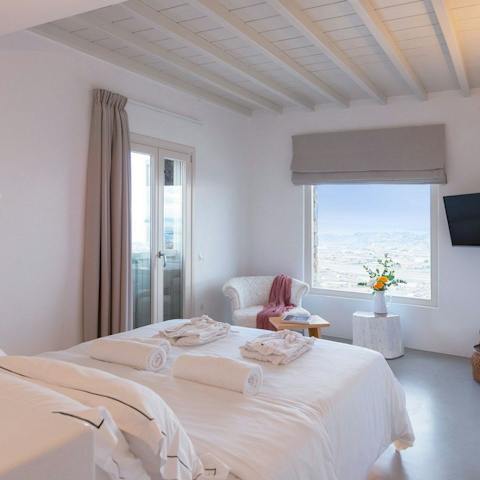 Wake up to staggeringly beautiful island views