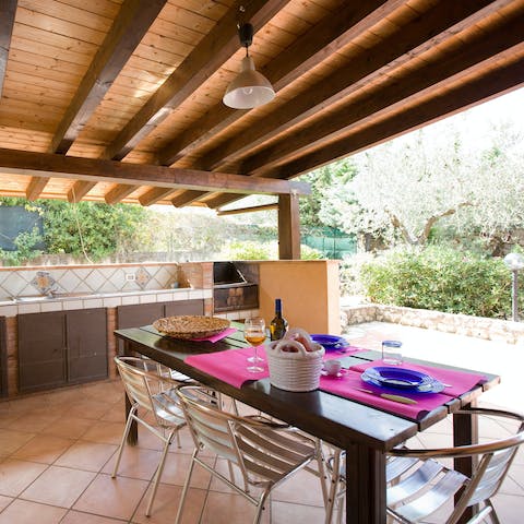 Cook like nonna at the shaded summer kitchen