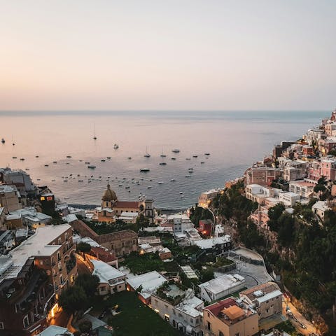 Discover the gems of the Amalfi Coast, like pretty Positano