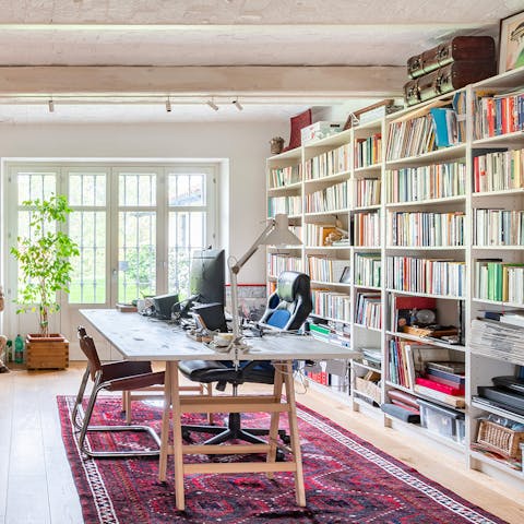 Keep on top of your work agenda in the home office space