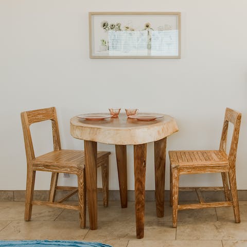 Share your highlights of the trip over a beautiful home cooked meal