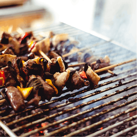 Fire up the communal barbecue and grill some Texan produce