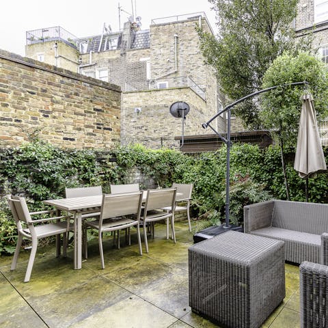 Take your morning coffee or evening drinks into the garden