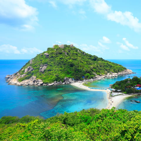 Stay just footsteps away from Choeng Mon Beach
