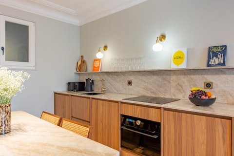 Cook and entertain in a thoughtfully appointed kitchen