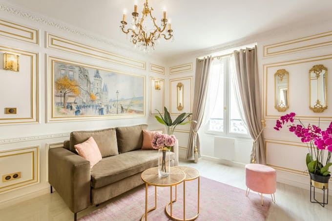 The Eiffel Retreat