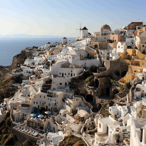Explore the beautiful island of Santorini, right on your doorstep