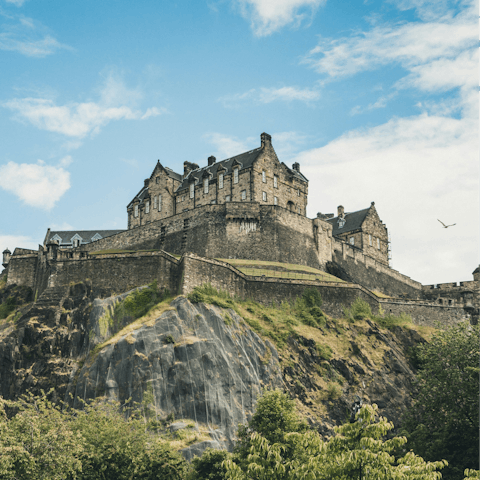 Spend a day sightseeing in nearby Edinburgh 