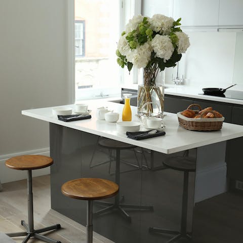 Begin your day with a tasty breakfast around the kitchen island