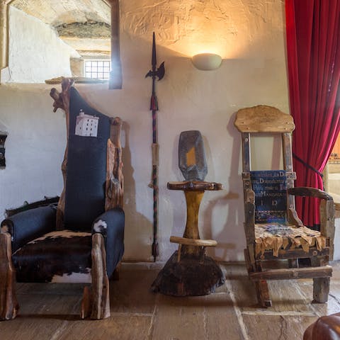 Command your subjects from a throne