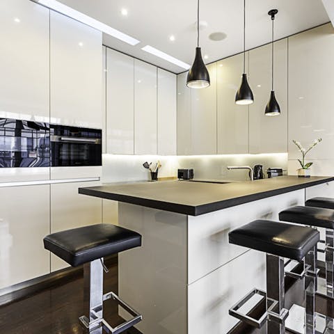 Perch at the breakfast bar as a fry-up sizzles on the stove