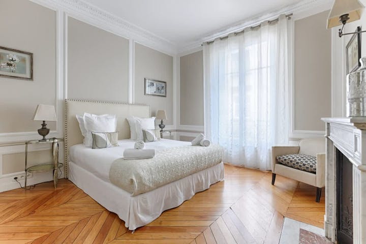 Bedroom photo