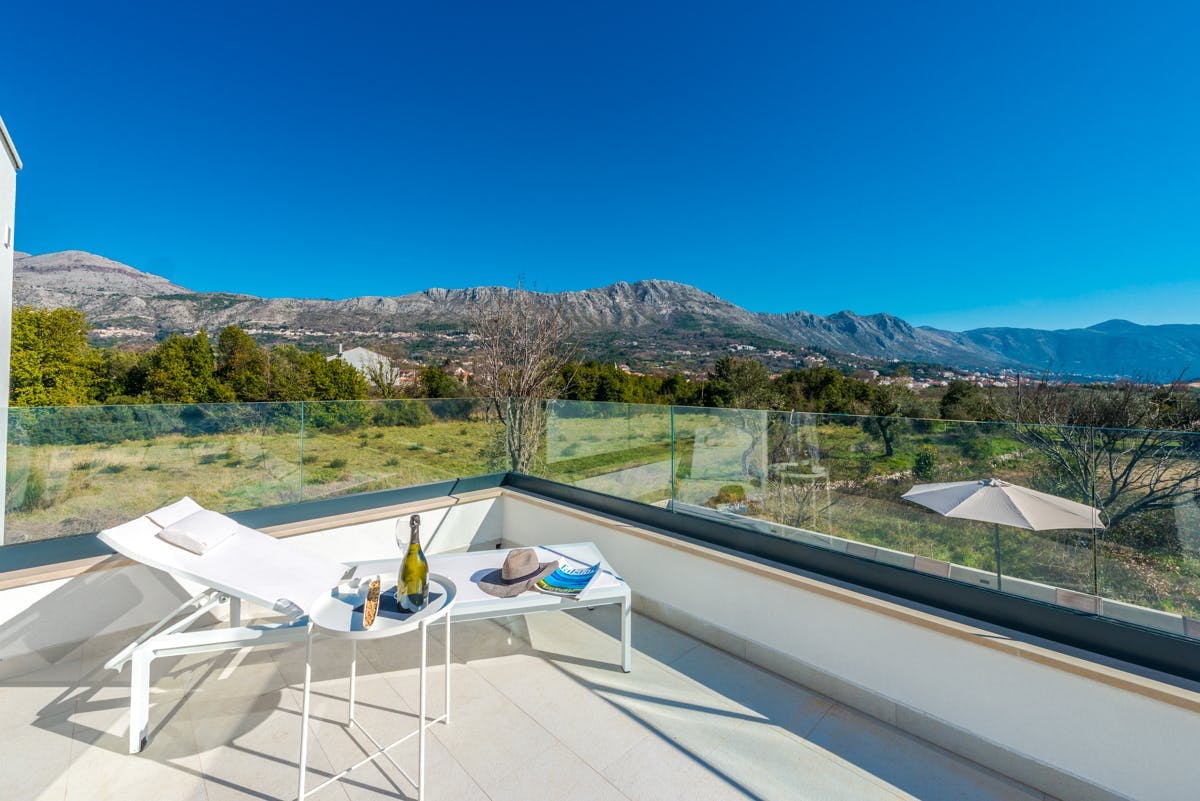 The Island of the Mountain