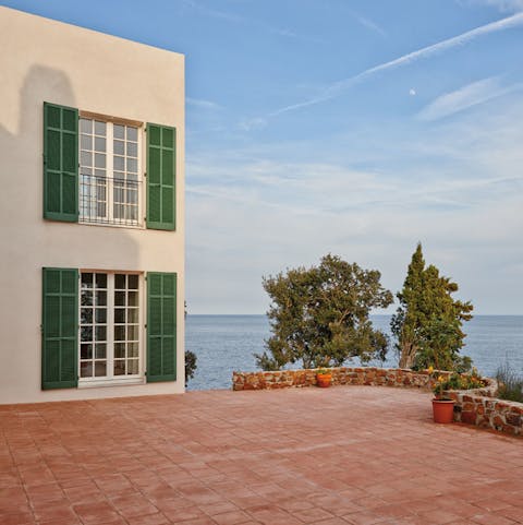 Fall in love with the stunning French Riviera views