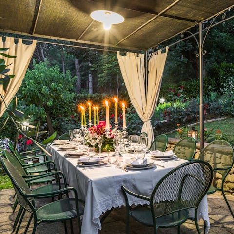 Arrange for a private chef to whip up an alfresco feast