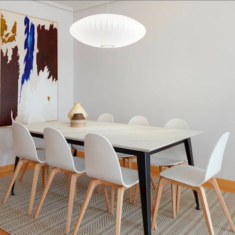 Enjoy a leisurely breakfast together around the dining table