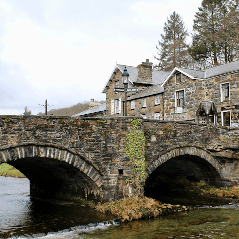 Explore the Cotswolds, including Chipping Campden, a six-minute drive away